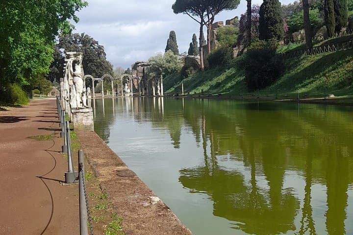 Tivoli: Hadrian's Villa and Villa d'Este - 1 Day tour from Rome — photo 1 of 9