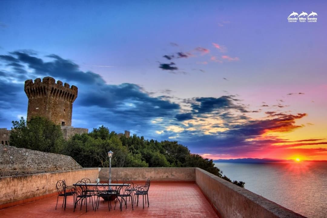 Castello di Populonia VILLA A MARE — photo 1 of 1