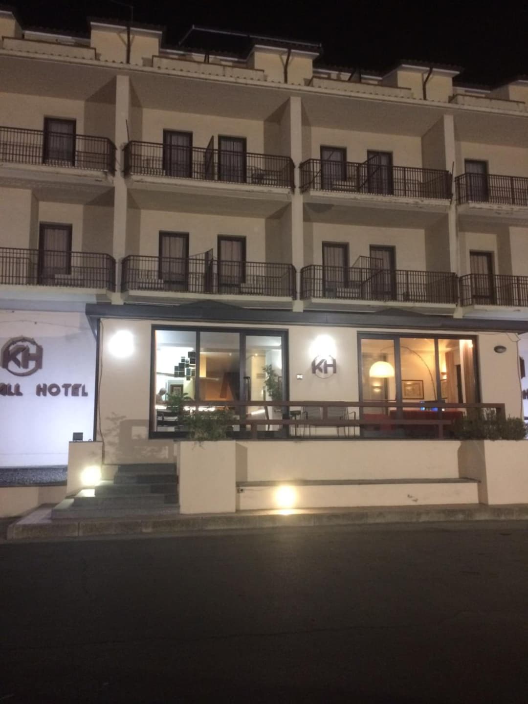 Hotel Kristall — photo 1 of 1