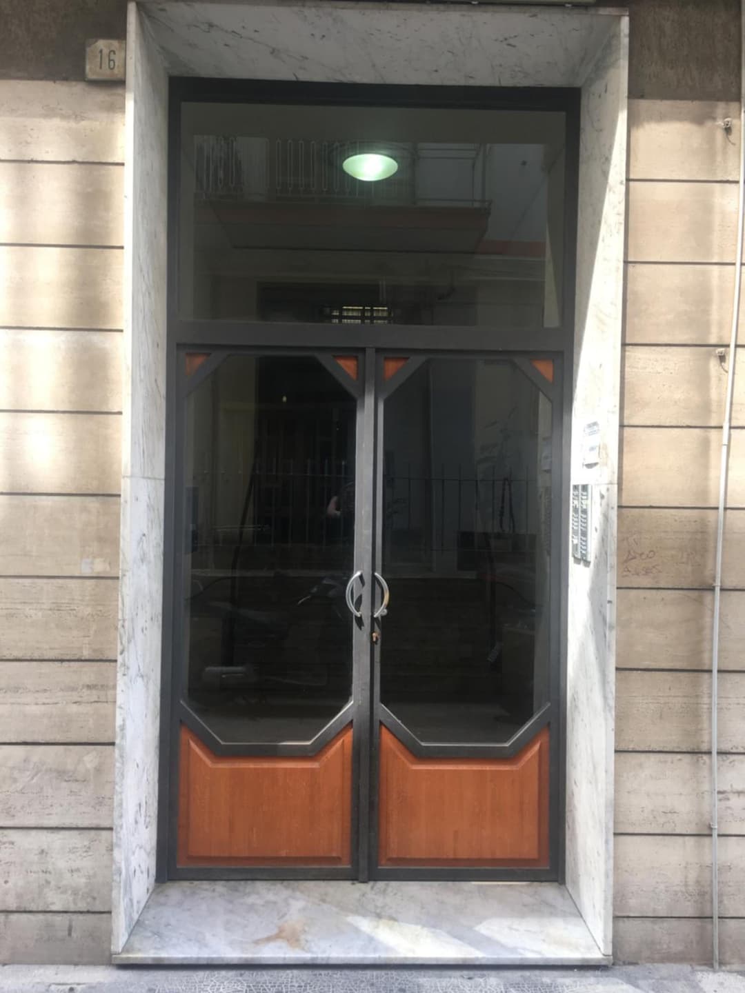 PETIT B&B - in centro a due passi dalla stazione e dai traghetti — photo 1 of 1