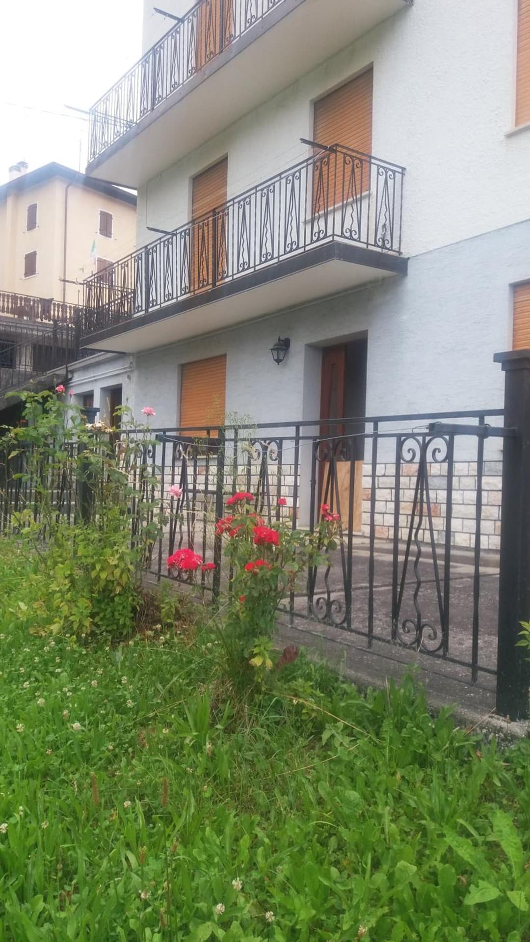 Casamanu — photo 1 of 16