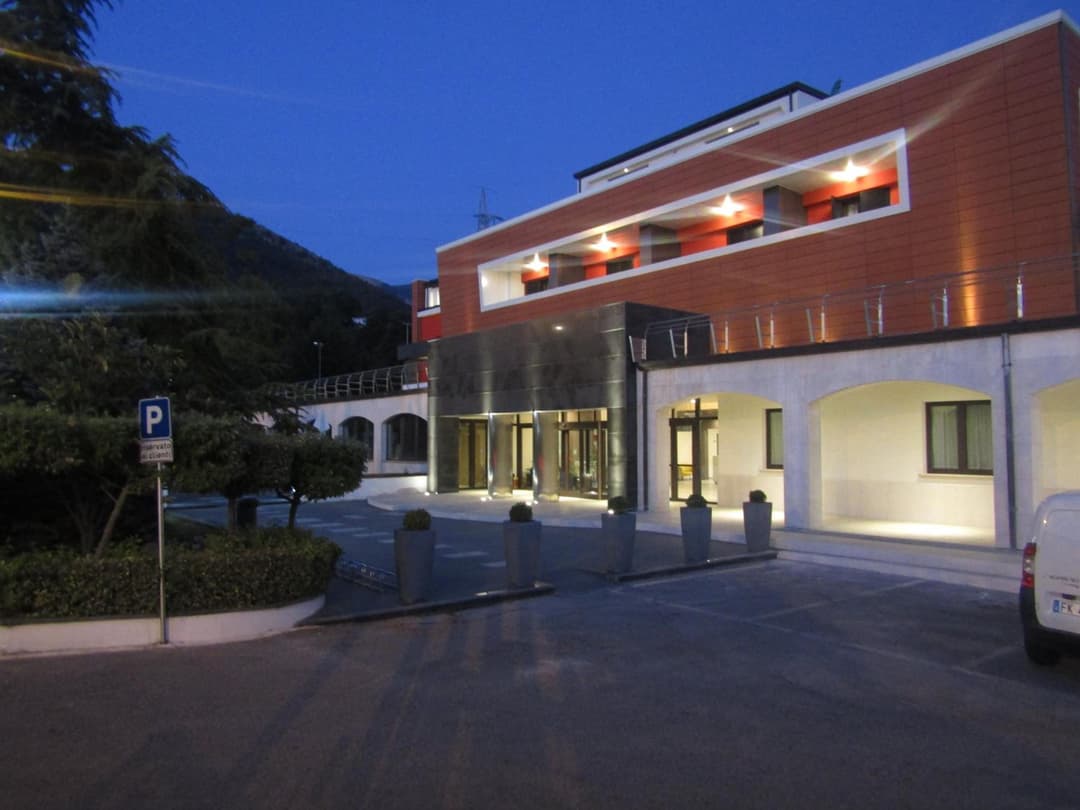Bhotel — photo 1 of 1