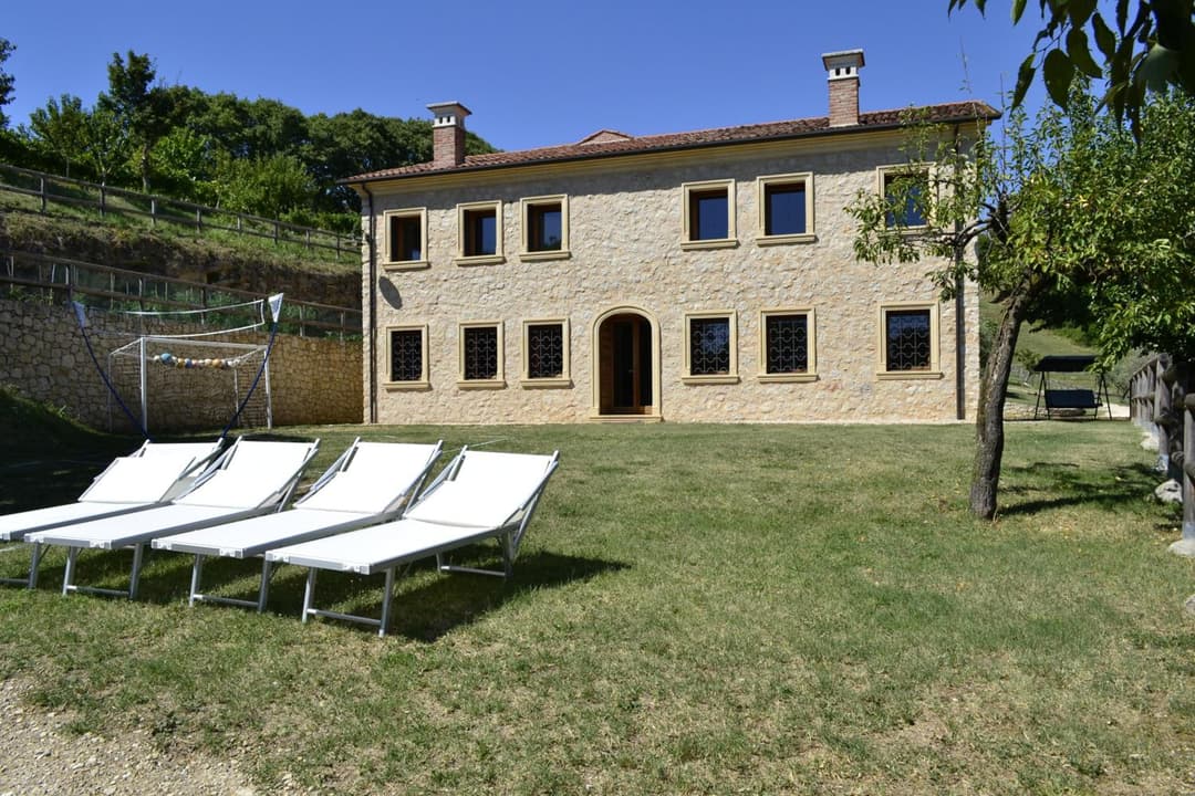 Casale La Rocchetta — photo 1 of 57