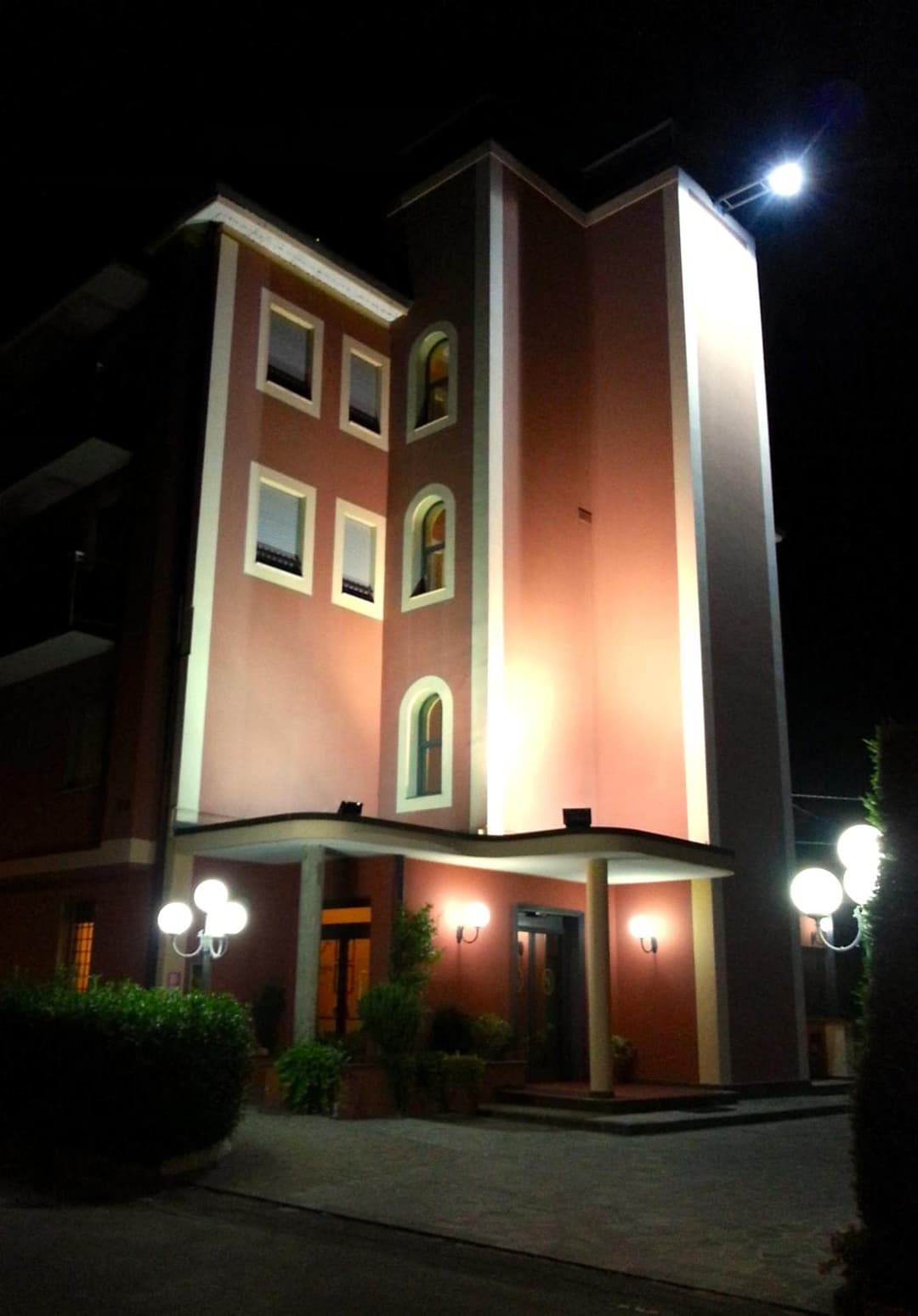 Hotel Aquila — photo 1 of 1