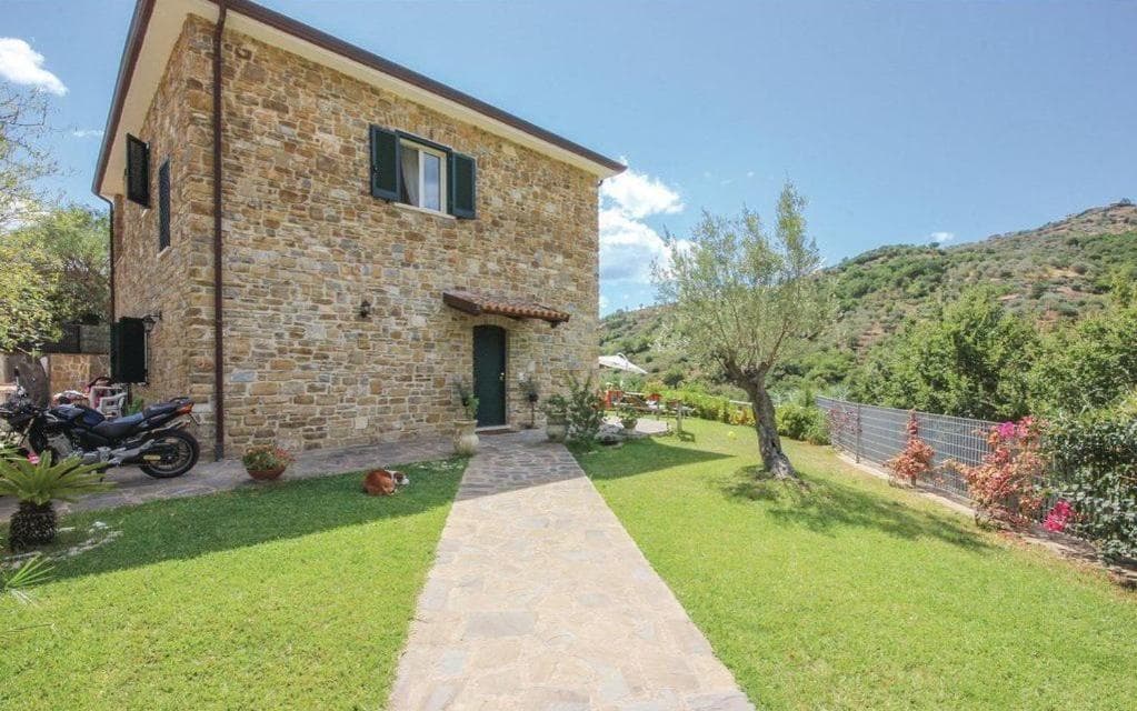 Villa Edda residenza con piscina — photo 1 of 1