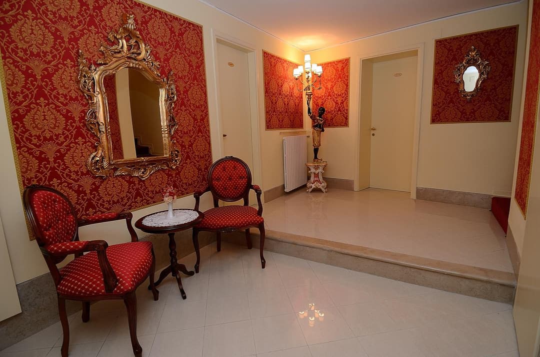 Residenza Bistrot De Venise — photo 1 of 15