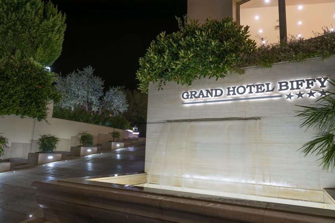 Grand Hotel Biffy — photo 1 of 1