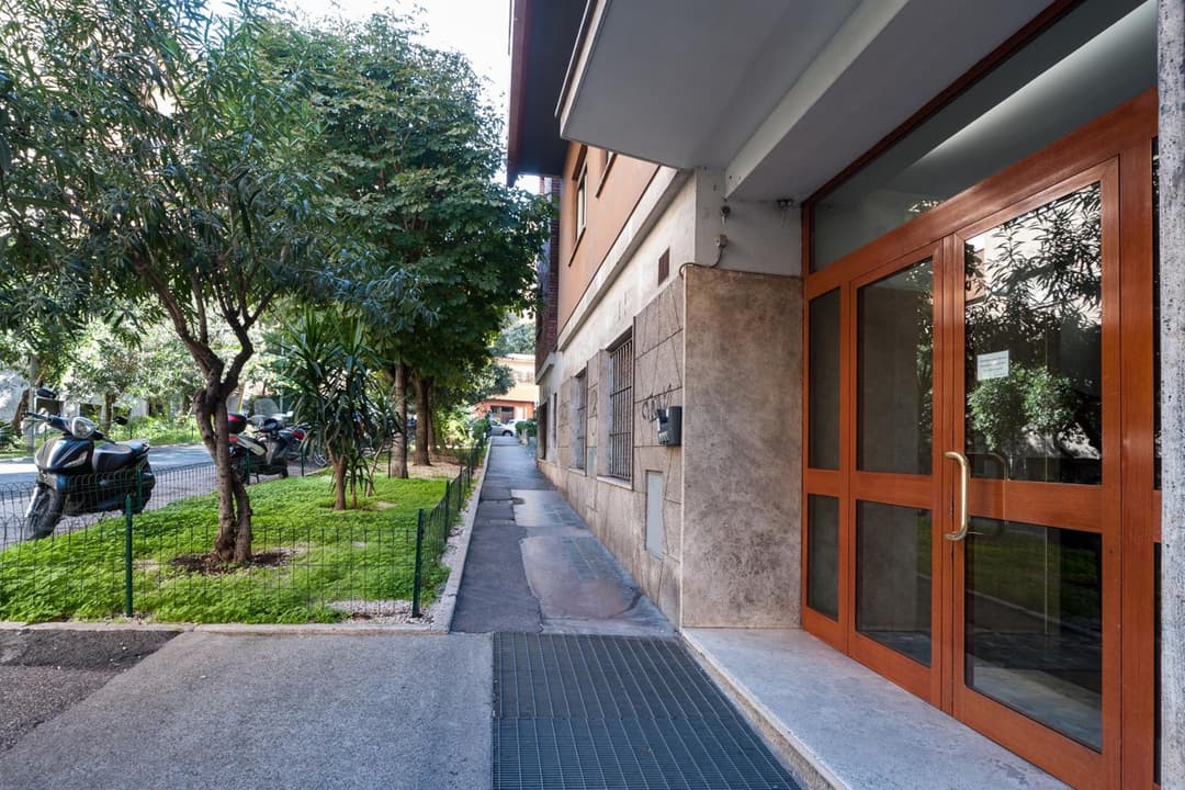 Interno 9 a San Pietro — photo 1 of 1