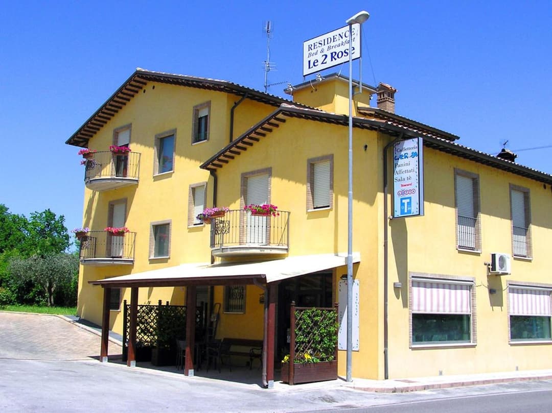 Albergo Le 2 Rose — photo 1 of 28
