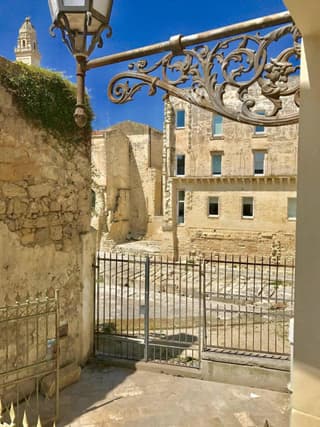 Suite del Teatro Romano