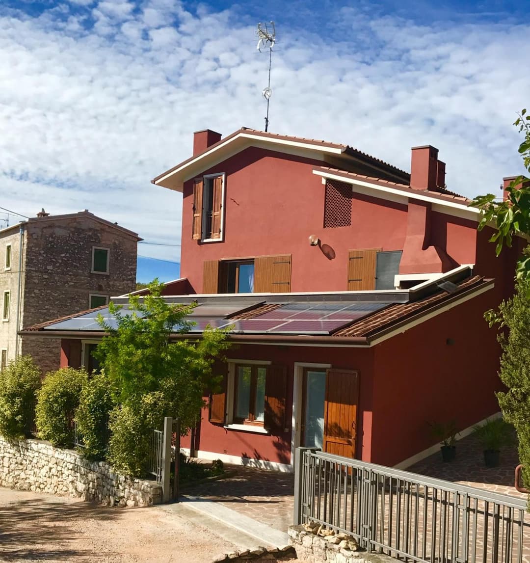 Cris Apartments — photo 1 of 25