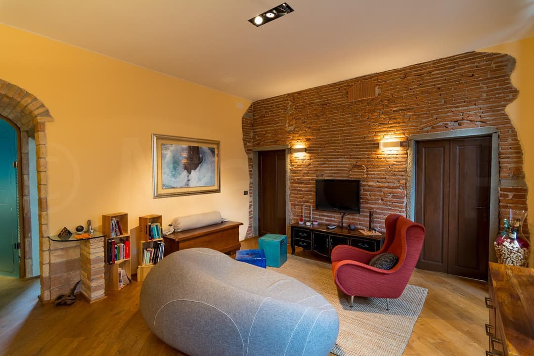 La Casina ad Antignano — photo 1 of 18