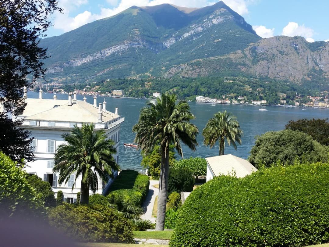 ALBA e TRAMONTO Appartamenti vista lago — photo 1 of 1