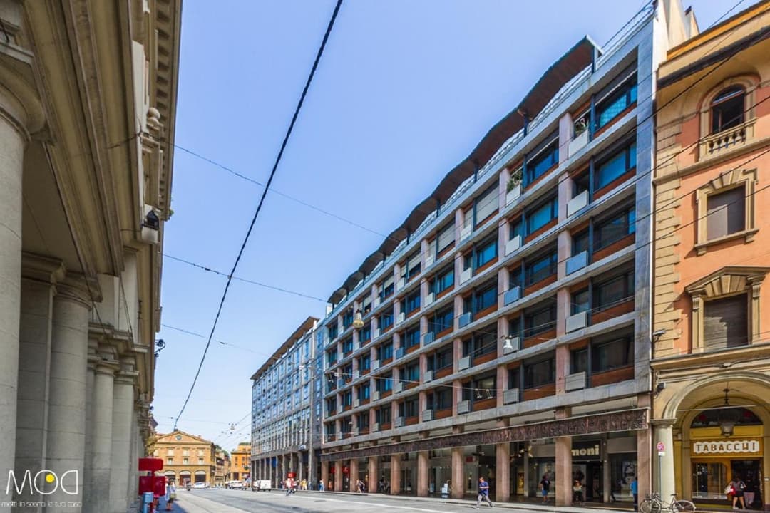 Ugo Bassi Apartments — photo 1 of 188