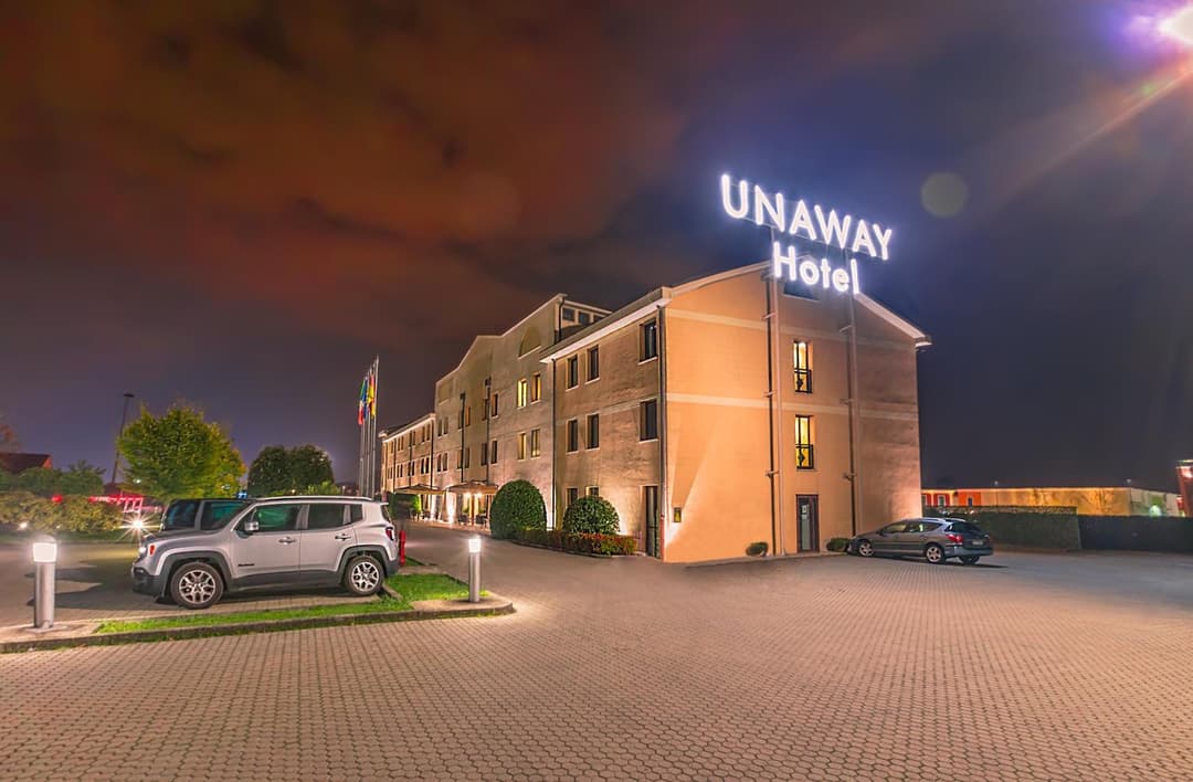 UNA HOTELS Occhiobello — photo 1 of 60