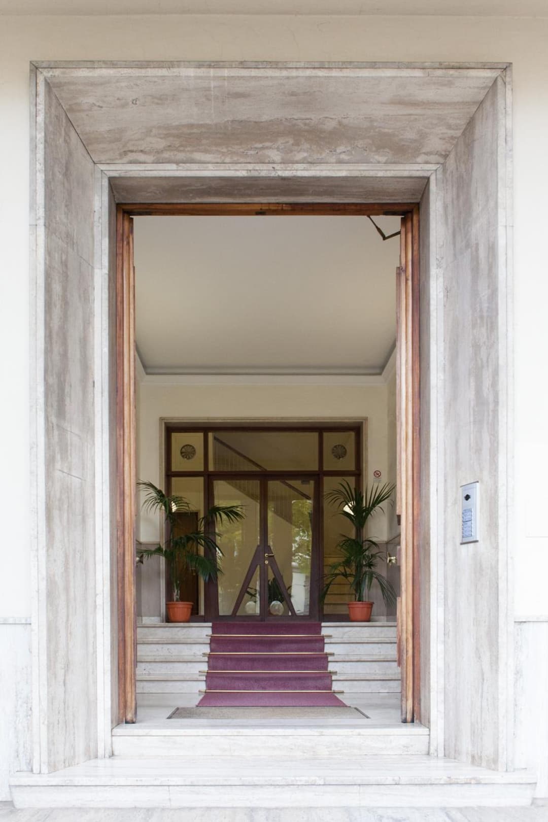 Verdi Apartments — photo 1 of 1