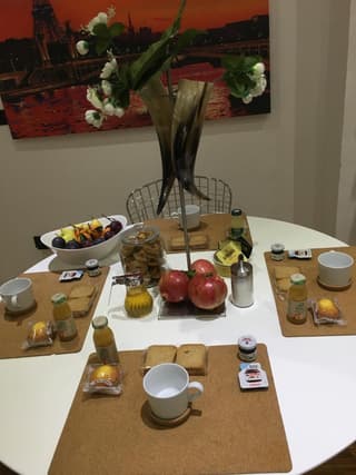 Flowers Apartment