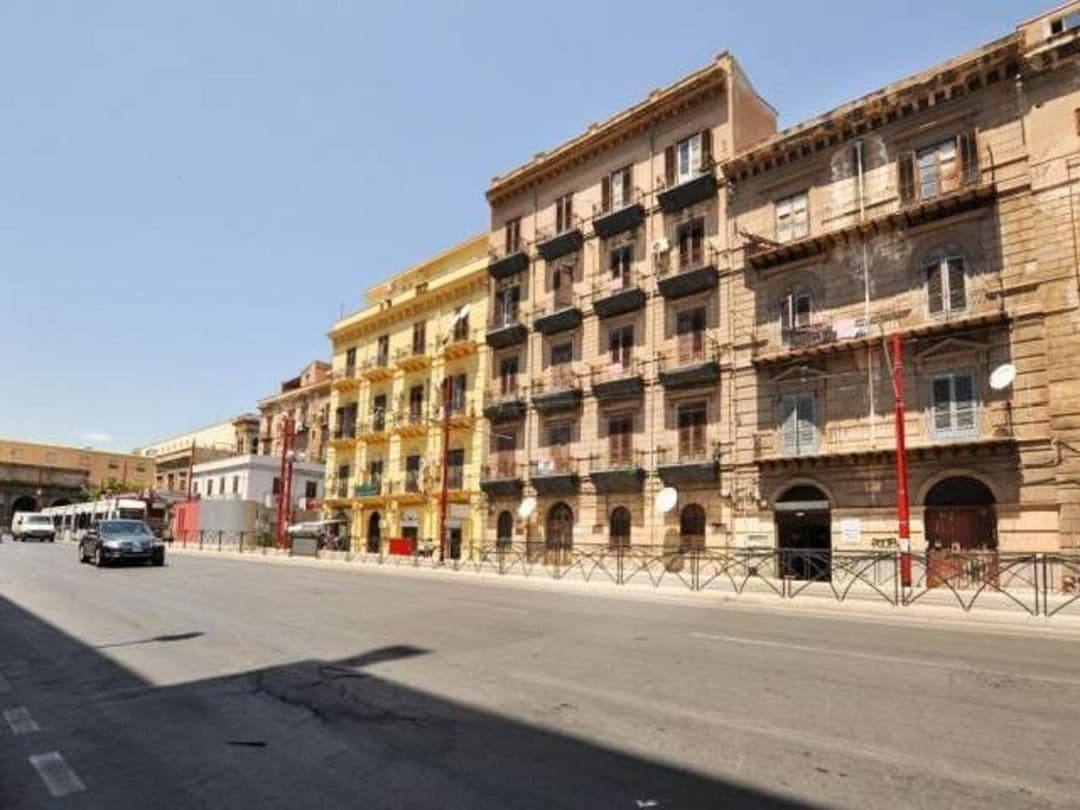 Hollywood Inn Palermo — photo 1 of 1