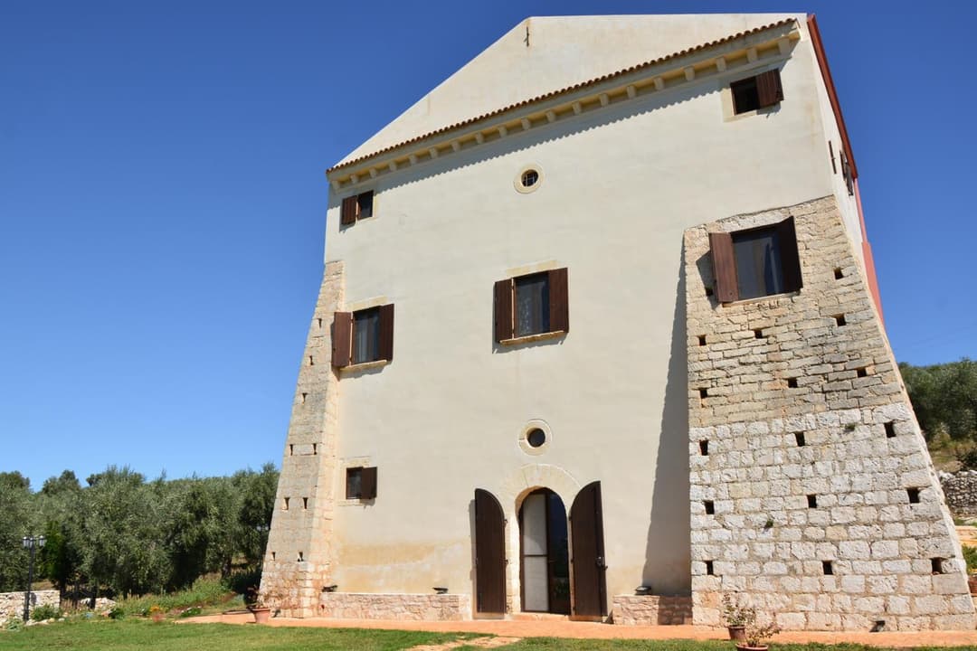 Torre Bruno — photo 1 of 1