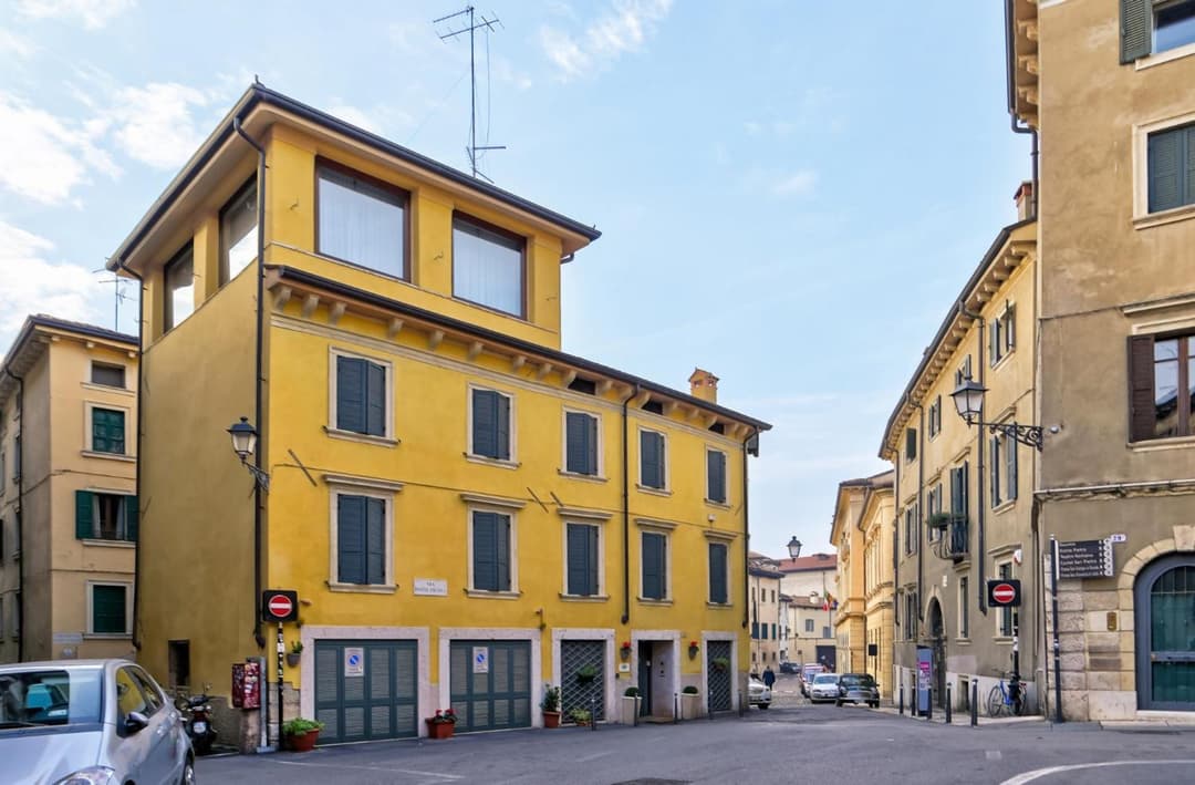 Relais Ponte Pietra — photo 1 of 86