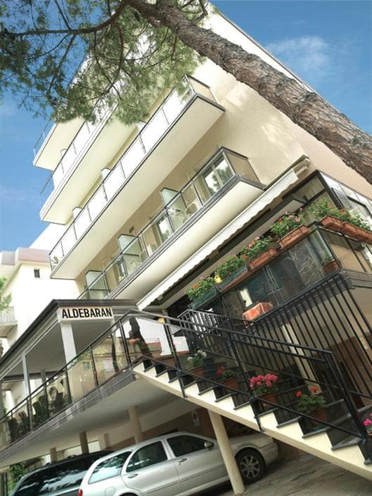 Hotel Aldebaran - Ideale per Gruppi - Marina Centro — photo 1 of 1