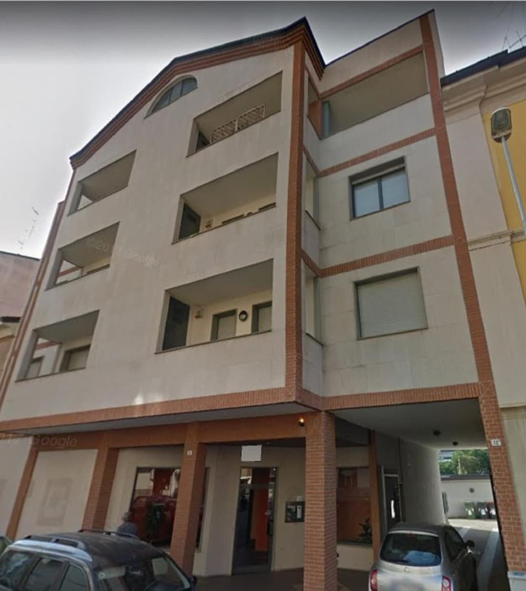 V12 Apartments - Tadini 14 — photo 1 of 15