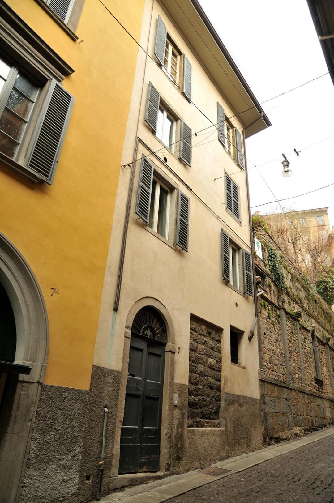 FEEL - Arco Antico — photo 1 of 1