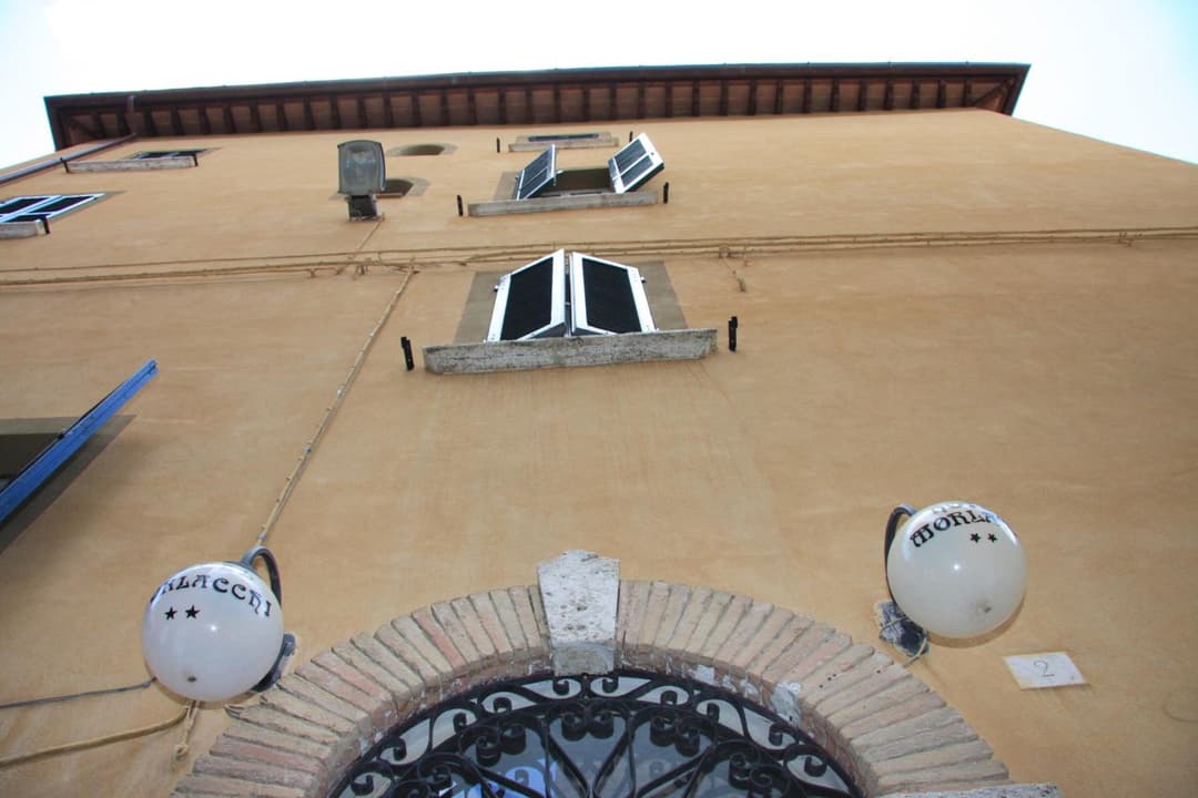 Hotel Morlacchi — photo 1 of 35