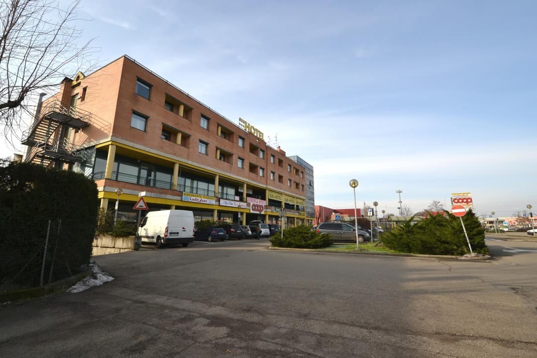 Sun Hotel — photo 1 of 1