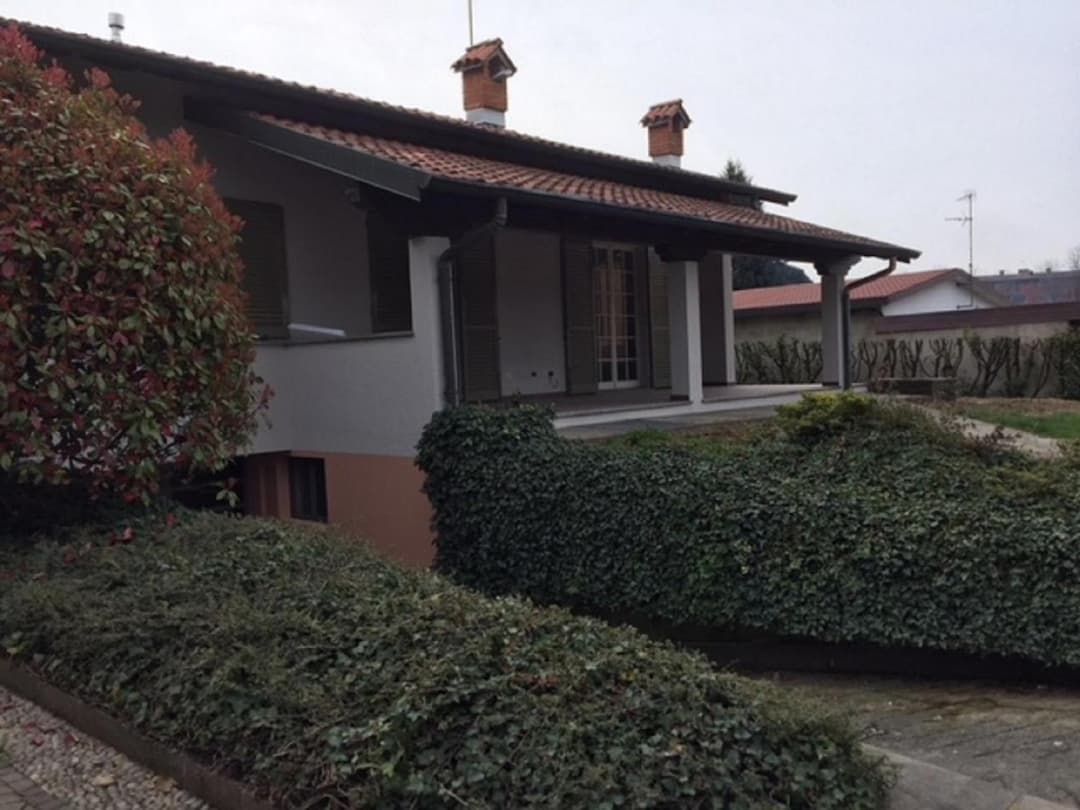 CAROLINE home — photo 1 of 22