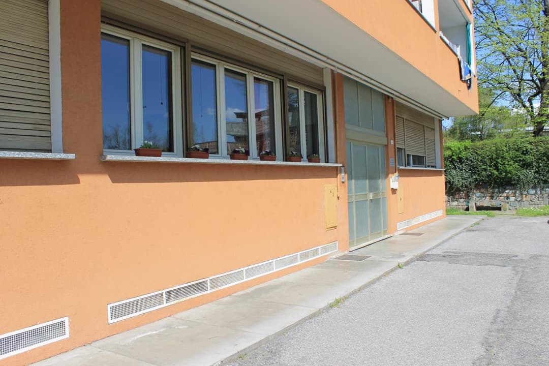 Ivrea la Bella — photo 1 of 36