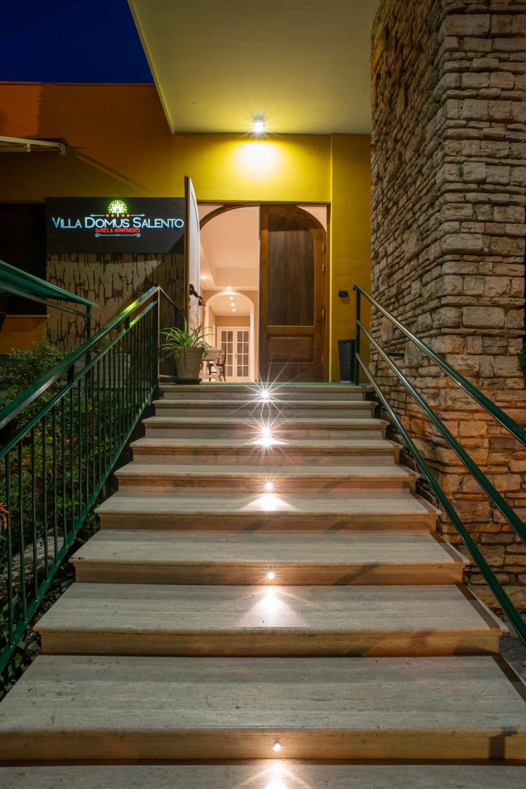 Villa Domus Salento Suites & Rooms con parcheggio privato in loco — photo 1 of 1