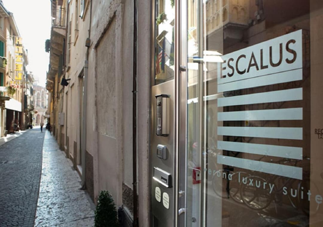 Escalus Luxury Suites Verona — photo 1 of 50