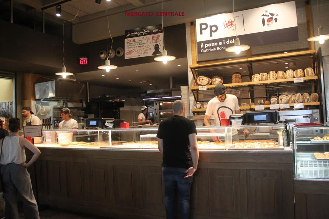 Roma Vespahouse — photo 1 of 1