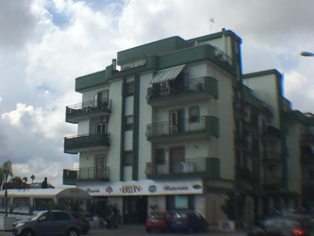 Levante — photo 1 of 1