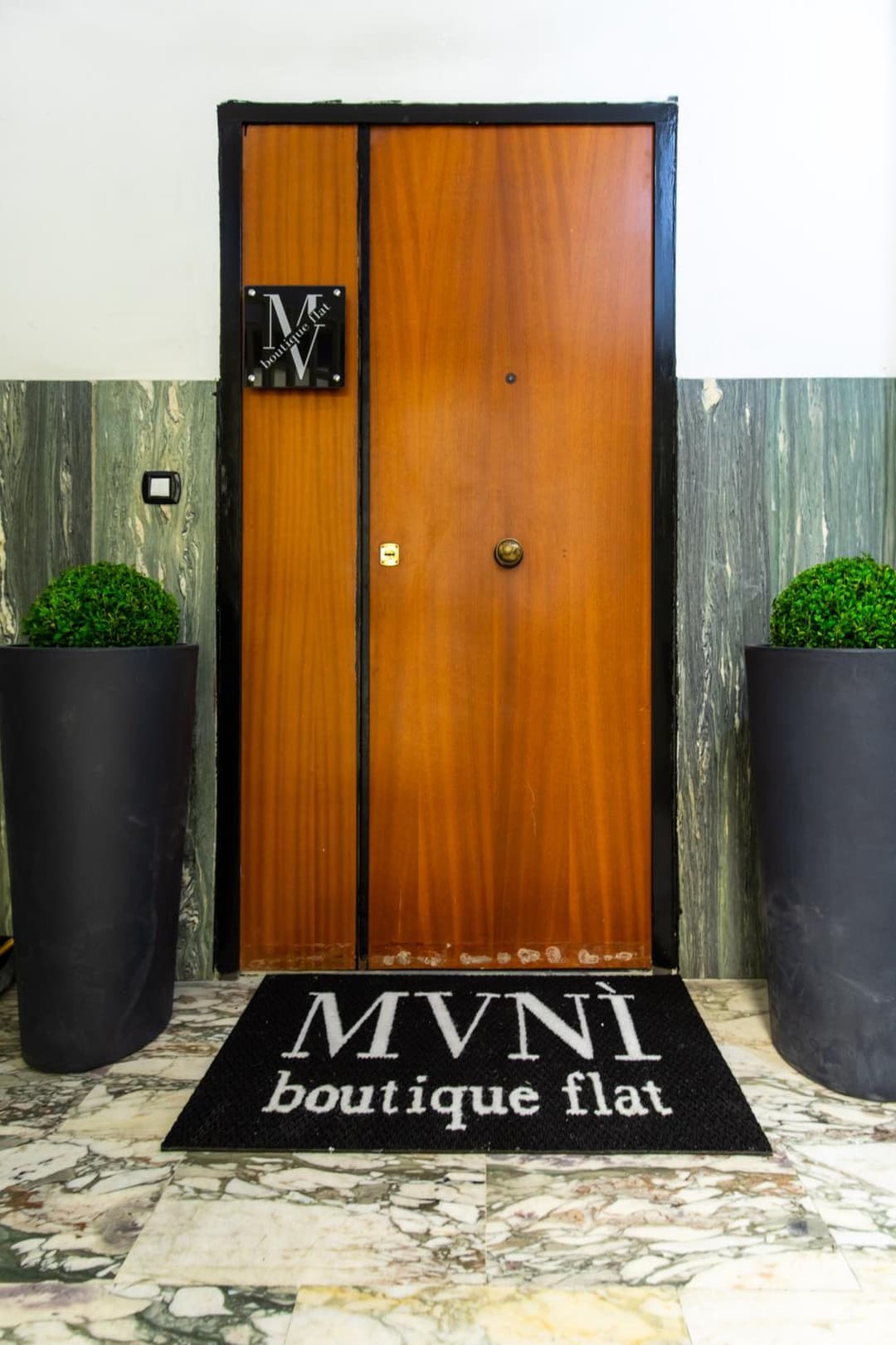 Munì Boutique Flat by Babylon Stay — photo 1 of 1