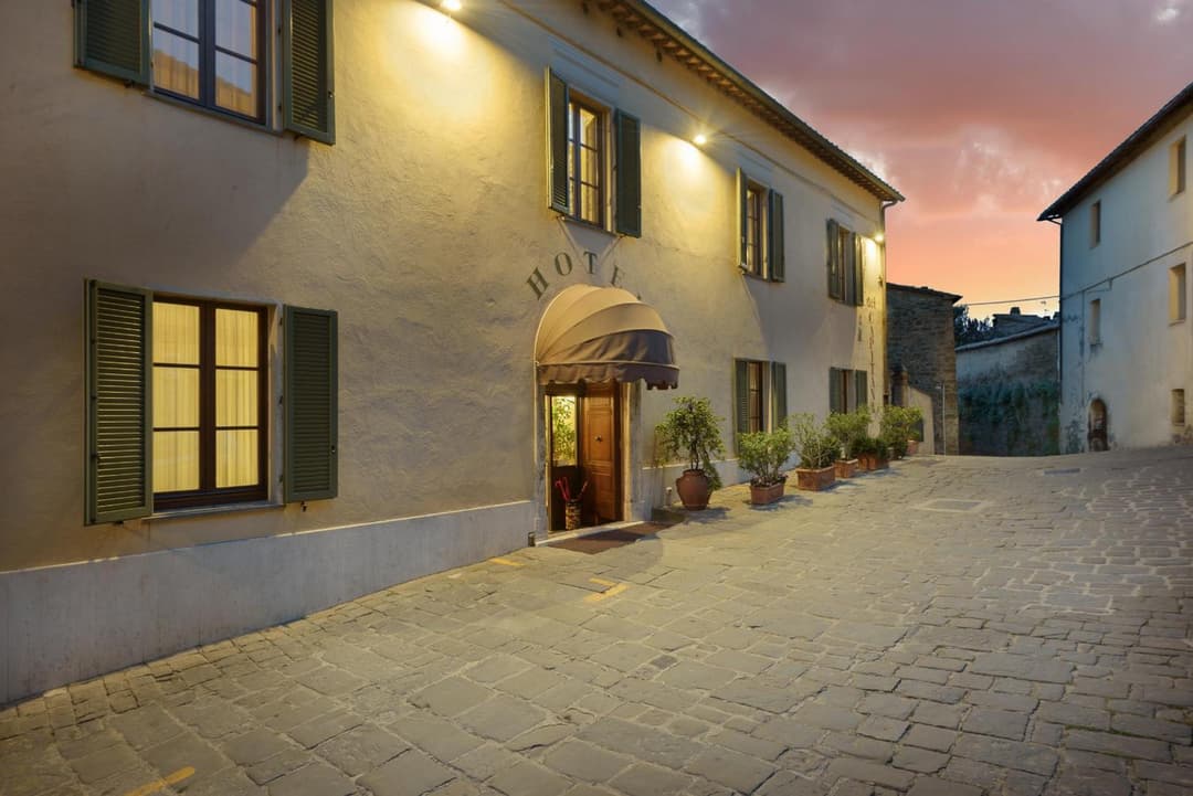 Hotel Dei Capitani — photo 1 of 48
