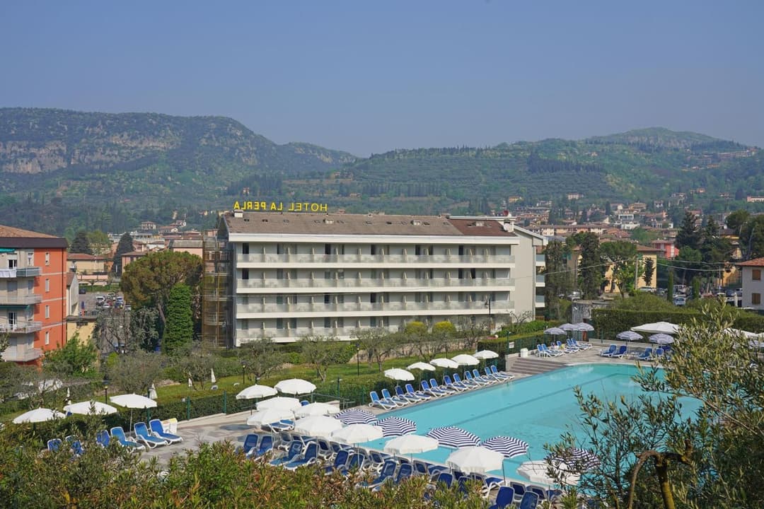 Hotel La Perla - Bike Hotel — photo 1 of 64