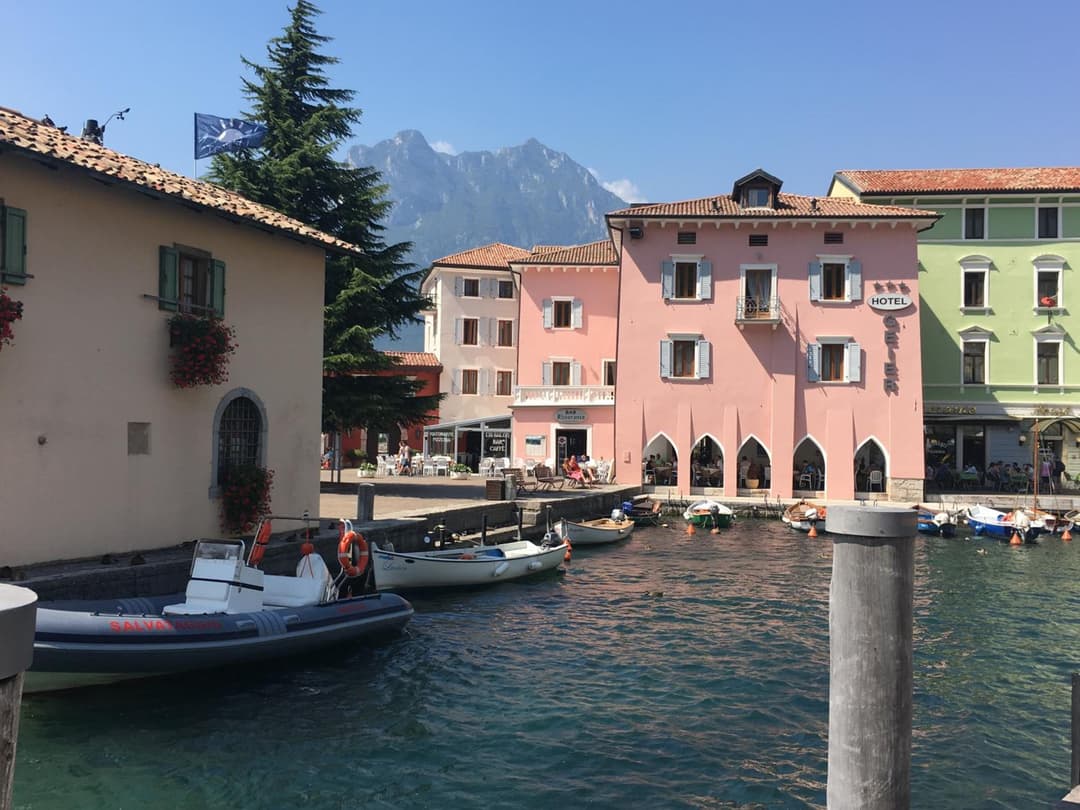 Garda Relais Luna Blu — photo 1 of 1