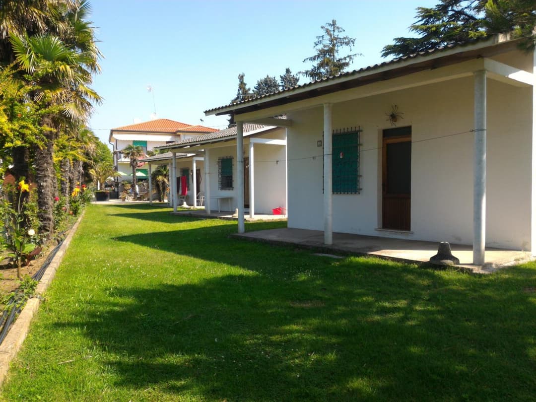 Bungalow bei Emma — photo 1 of 33