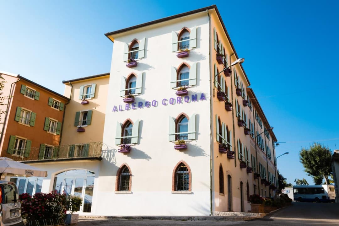 Hotel Corona — photo 1 of 1