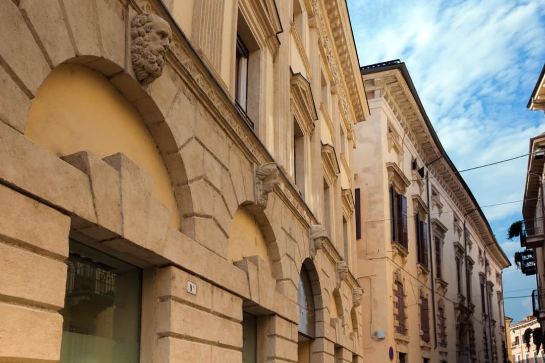 Oriana Homèl Verona — photo 1 of 1