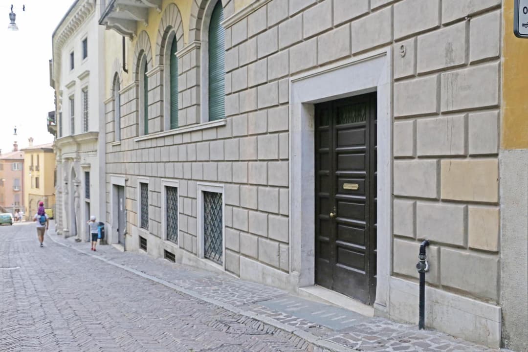 APP9 - rooms and apartments — photo 1 of 22