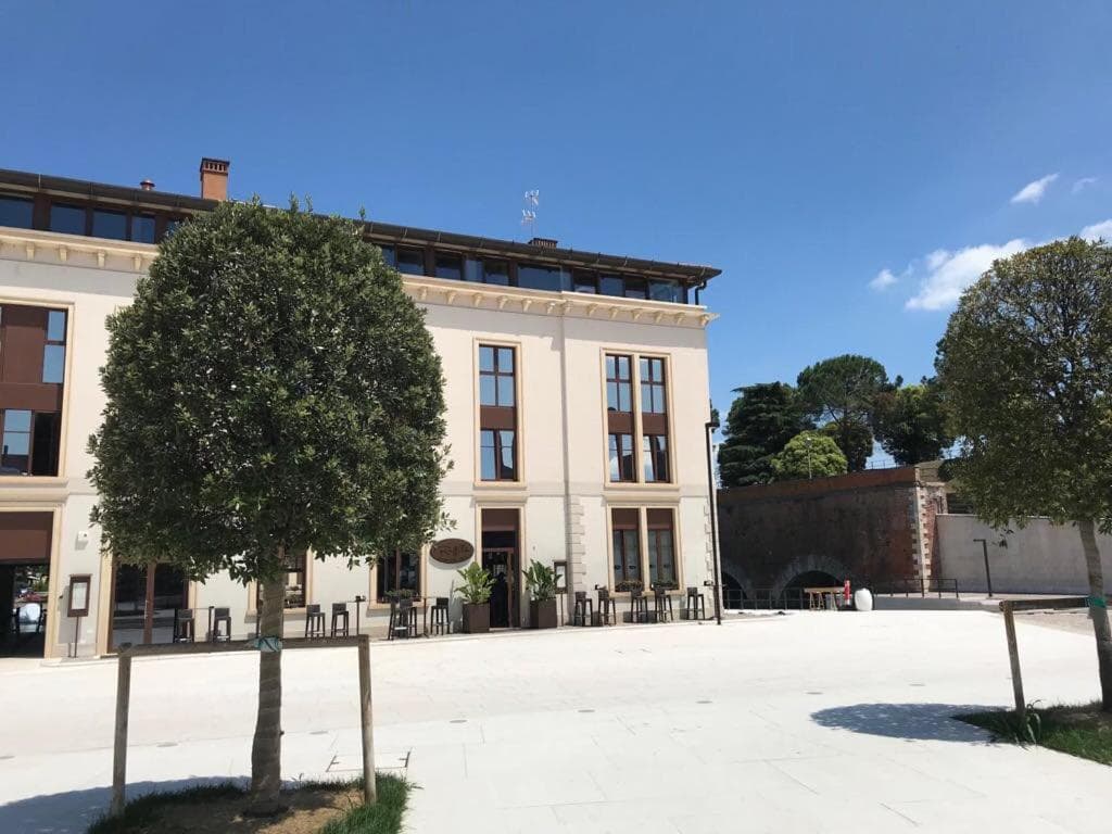 Canaletto Luxury Home — photo 1 of 14