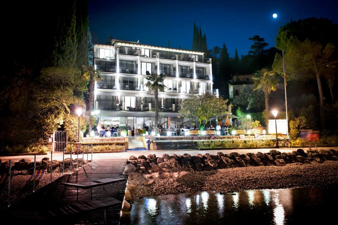Beach Hotel Du Lac Malcesine — photo 1 of 1