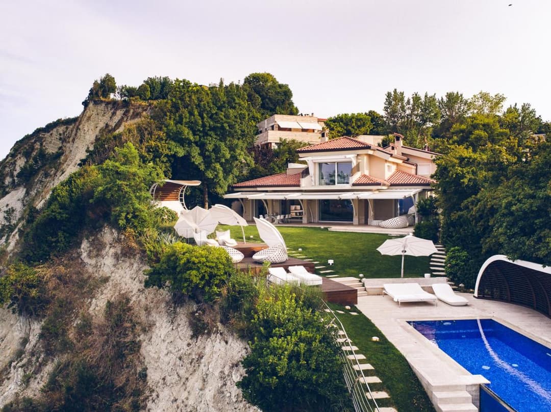 Villa STAMIRA — photo 1 of 1
