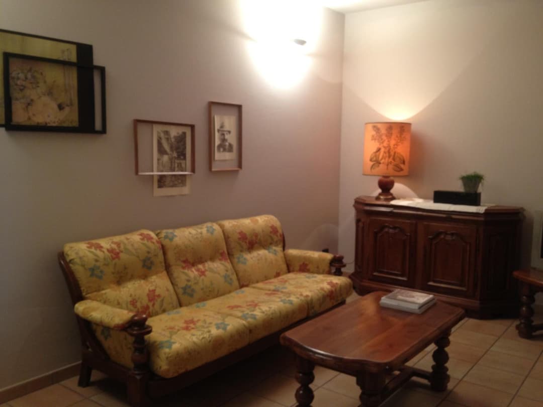 CASA "T" — photo 1 of 53