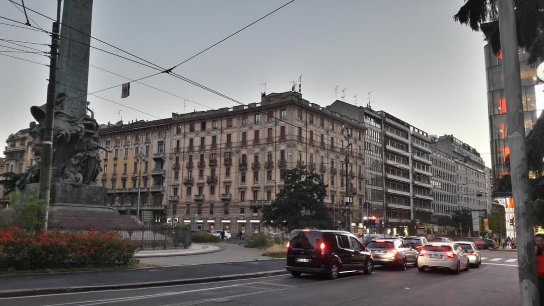 Monocase Milano — photo 1 of 38