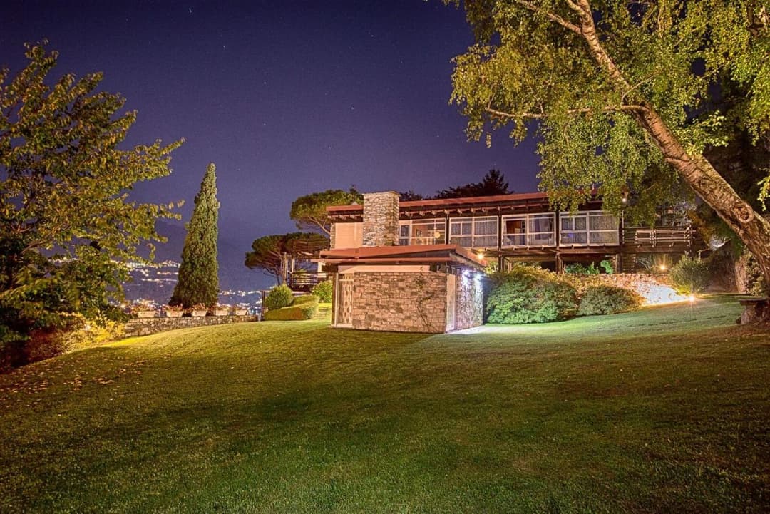 Villa Meraviglia - Private Villa with garden, pool and Breathtaking Lake Como Views — photo 1 of 41