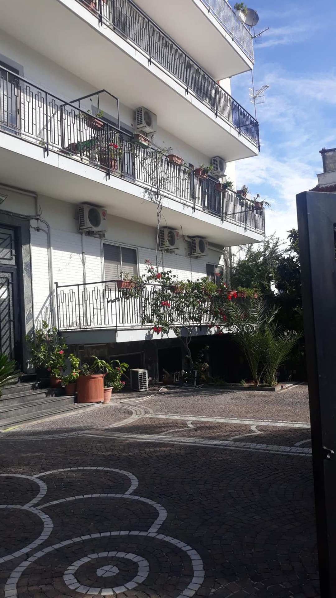 B&B ARENA — photo 1 of 1